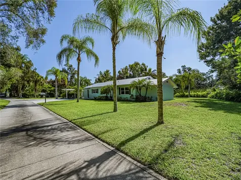 450 28th Court Vero Beach FL 32968