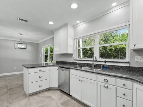 450 28th Court Vero Beach FL 32968