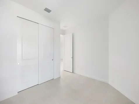 1349 Harper Way Vero Beach FL 32960