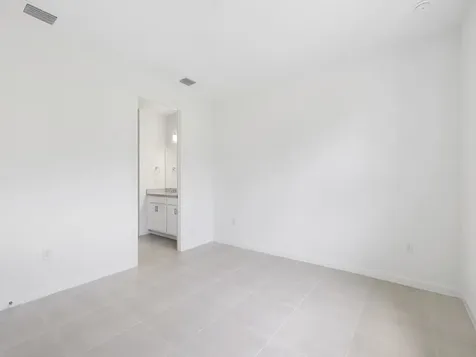 1349 Harper Way Vero Beach FL 32960