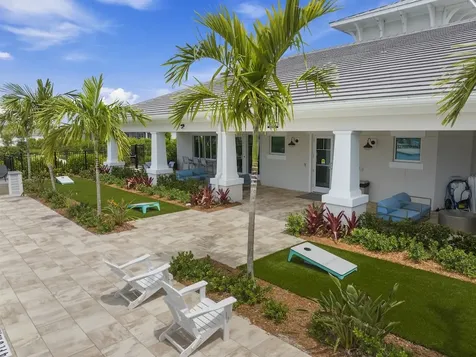 1349 Harper Way Vero Beach FL 32960