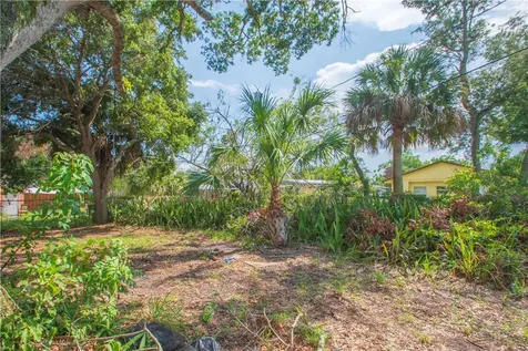 4721 28th Court Vero Beach FL 32967