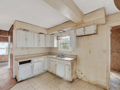 4721 28th Court Vero Beach FL 32967