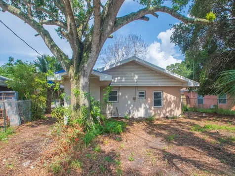 4721 28th Court Vero Beach FL 32967