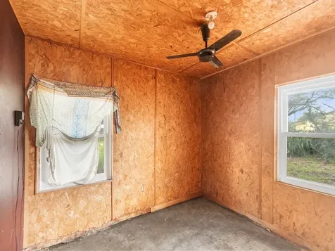 4721 28th Court Vero Beach FL 32967