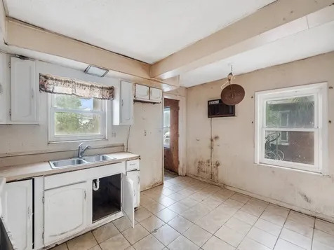 4721 28th Court Vero Beach FL 32967