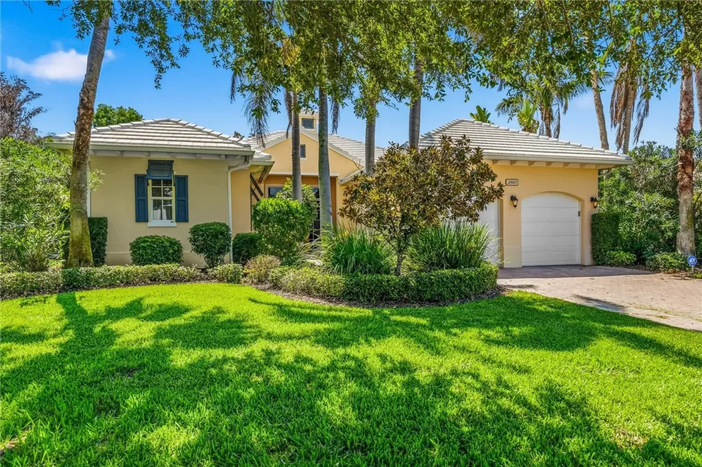 2883 St Barts Square Vero Beach FL 32967