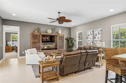 2883 St Barts Square Vero Beach FL 32967