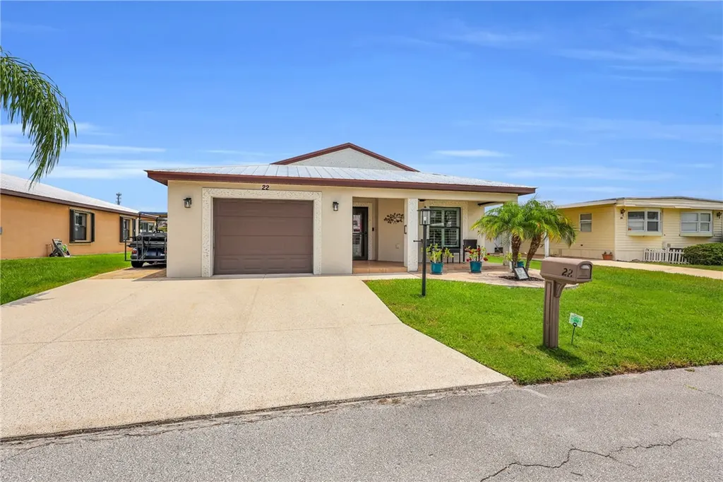 22 Alta Loma Port St Lucie FL 34952