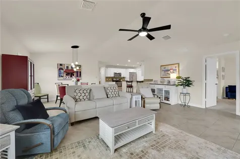 22 Alta Loma Port St Lucie FL 34952