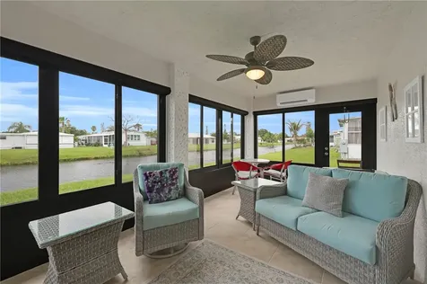 22 Alta Loma Port St Lucie FL 34952