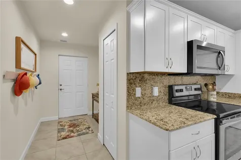 22 Alta Loma Port St Lucie FL 34952