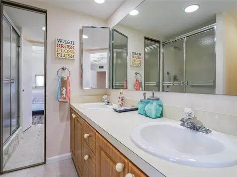 340 S Waverly Place Vero Beach FL 32960