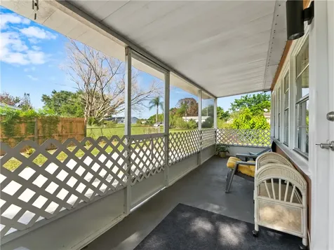 2429 2nd Avenue SE Vero Beach FL 32962