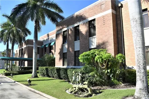 2145 14th Avenue Vero Beach FL 32962
