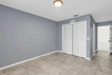 185 12th Street SE Vero Beach FL 32962