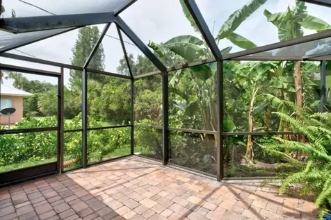 185 12th Street SE Vero Beach FL 32962