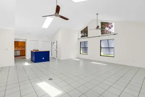 185 12th Street SE Vero Beach FL 32962