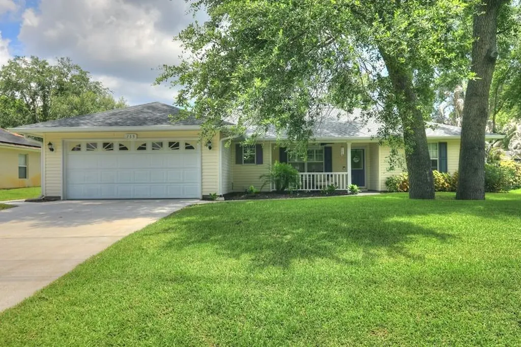 755 Rolling Hill Drive Sebastian FL 32958