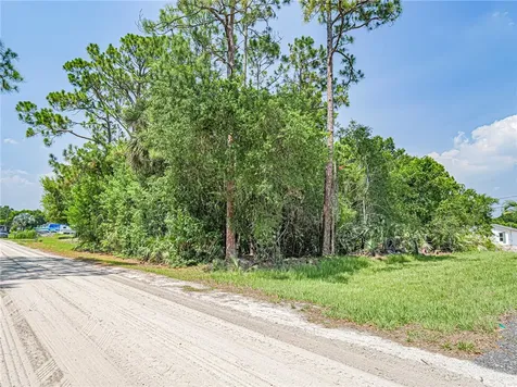 8566 105th Avenue Vero Beach FL 32967