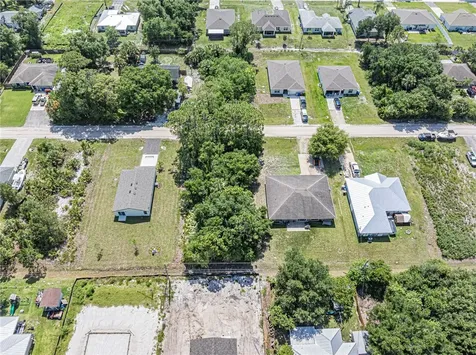 8566 105th Avenue Vero Beach FL 32967