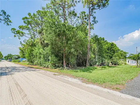 8566 105th Avenue Vero Beach FL 32967