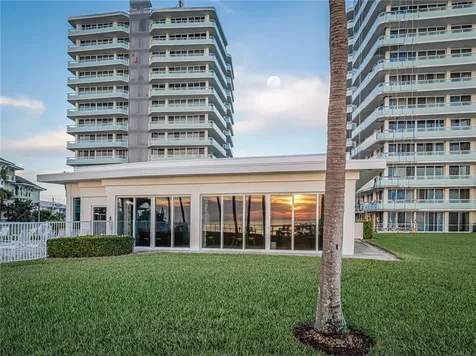 3554 Ocean Drive Vero Beach FL 32963