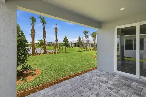 1331 Haven Circle Vero Beach FL 32960
