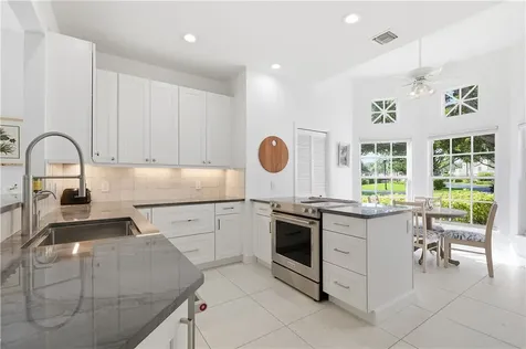 4892 N Newport Island Drive Vero Beach FL 32967