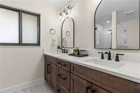2525 4th Street Vero Beach FL 32962