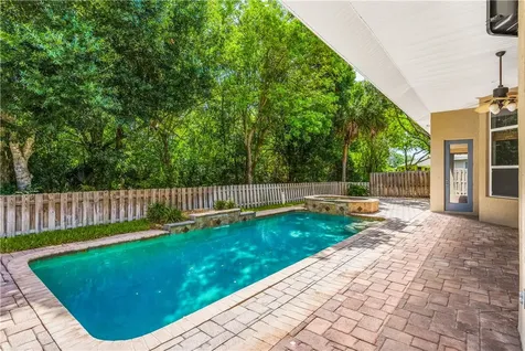6220 Paddington Place Vero Beach FL 32967