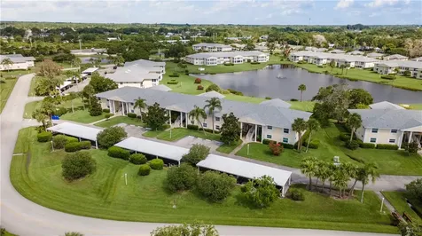476 Grove Isle Circle Vero Beach FL 32962