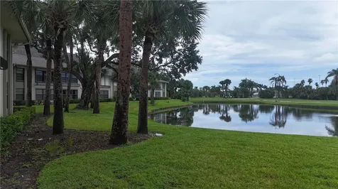 38 Plantation Drive Vero Beach FL 32966