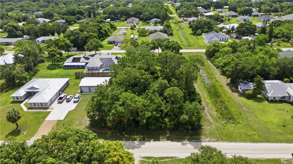 8616 97th Court Vero Beach FL 32967