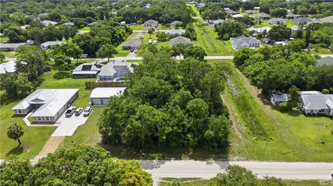 8616 97th Court Vero Beach FL 32967
