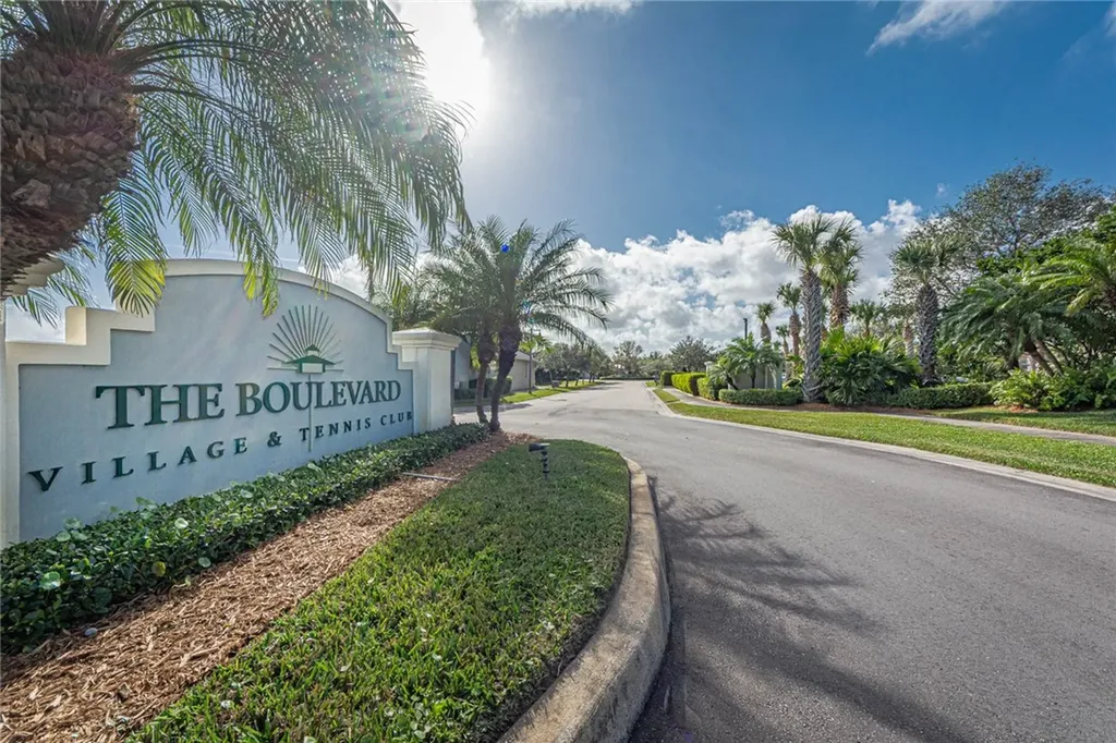 4360 Doubles Alley Drive Vero Beach FL 32967