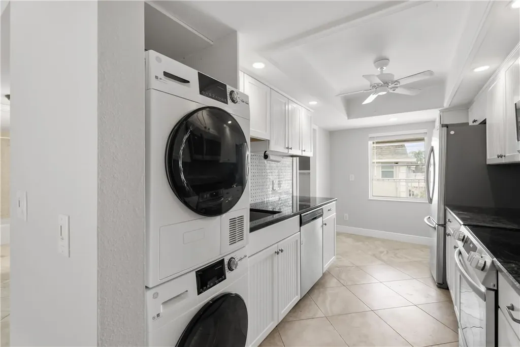 1166 6th Avenue Vero Beach FL 32960