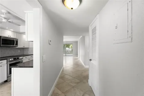 1166 6th Avenue Vero Beach FL 32960