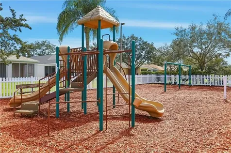 1065 S 13th Square Vero Beach FL 32960