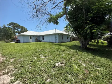 265 13th Avenue Vero Beach FL 32962