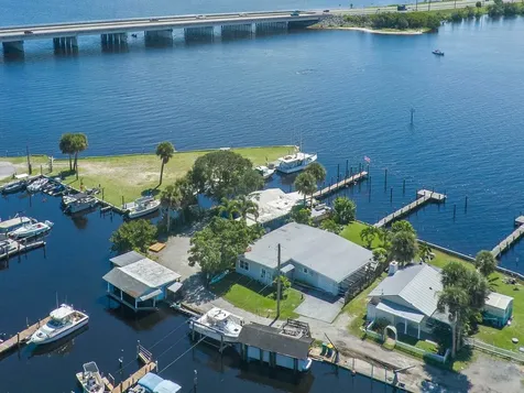 3965 Canal Drive Sebastian FL 32976