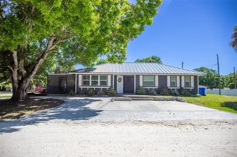 6095 7th Street Vero Beach FL 32968