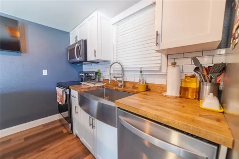 6095 7th Street Vero Beach FL 32968