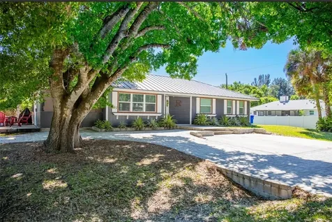 6095 7th Street Vero Beach FL 32968