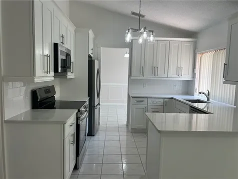1811 Shakespeare Street Sebastian FL 32958