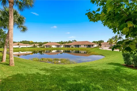 1868 Red Oak Terrace Vero Beach FL 32966
