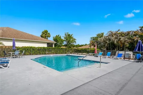1868 Red Oak Terrace Vero Beach FL 32966