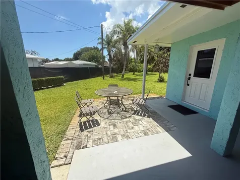 1625 1st Street Vero Beach FL 32962
