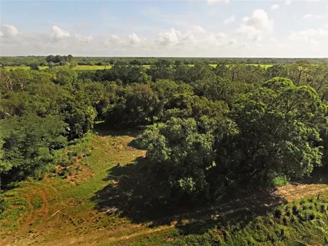 9810 134th Court Fellsmere FL 32948