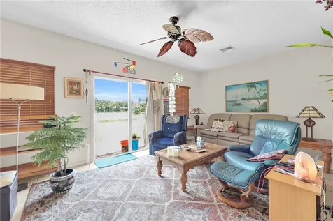 354 Garden Grove Parkway Vero Beach FL 32962